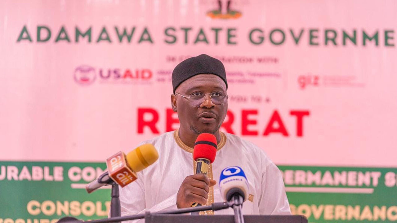 Fintiri Vows To Sack, Prosecute Corrupt Public Officer