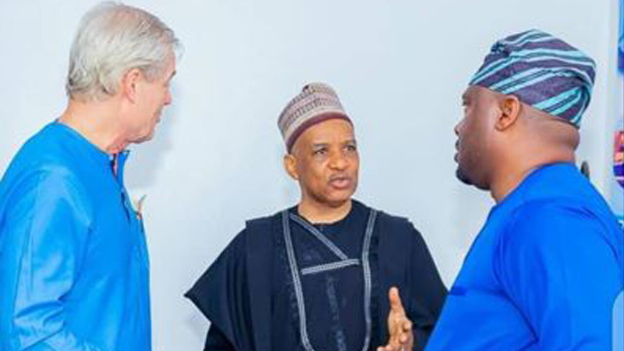 Jamoh, Gunter Pauli discuss possibilities in blue economy