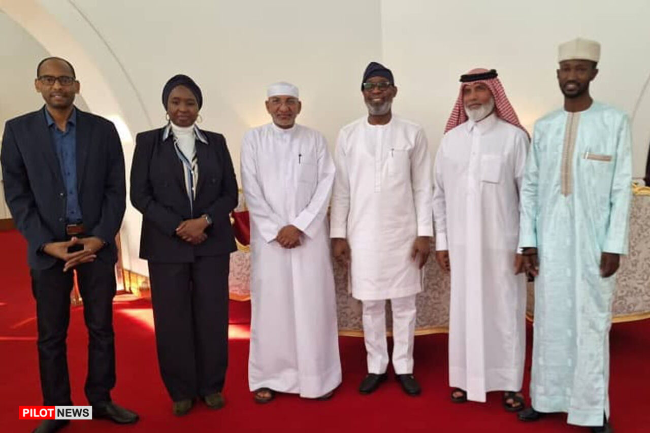 https://www.westafricanpilotnews.com/wp-content/uploads/2024/03/FG-guarantees-Qatari-businessmen-1280x853.jpg