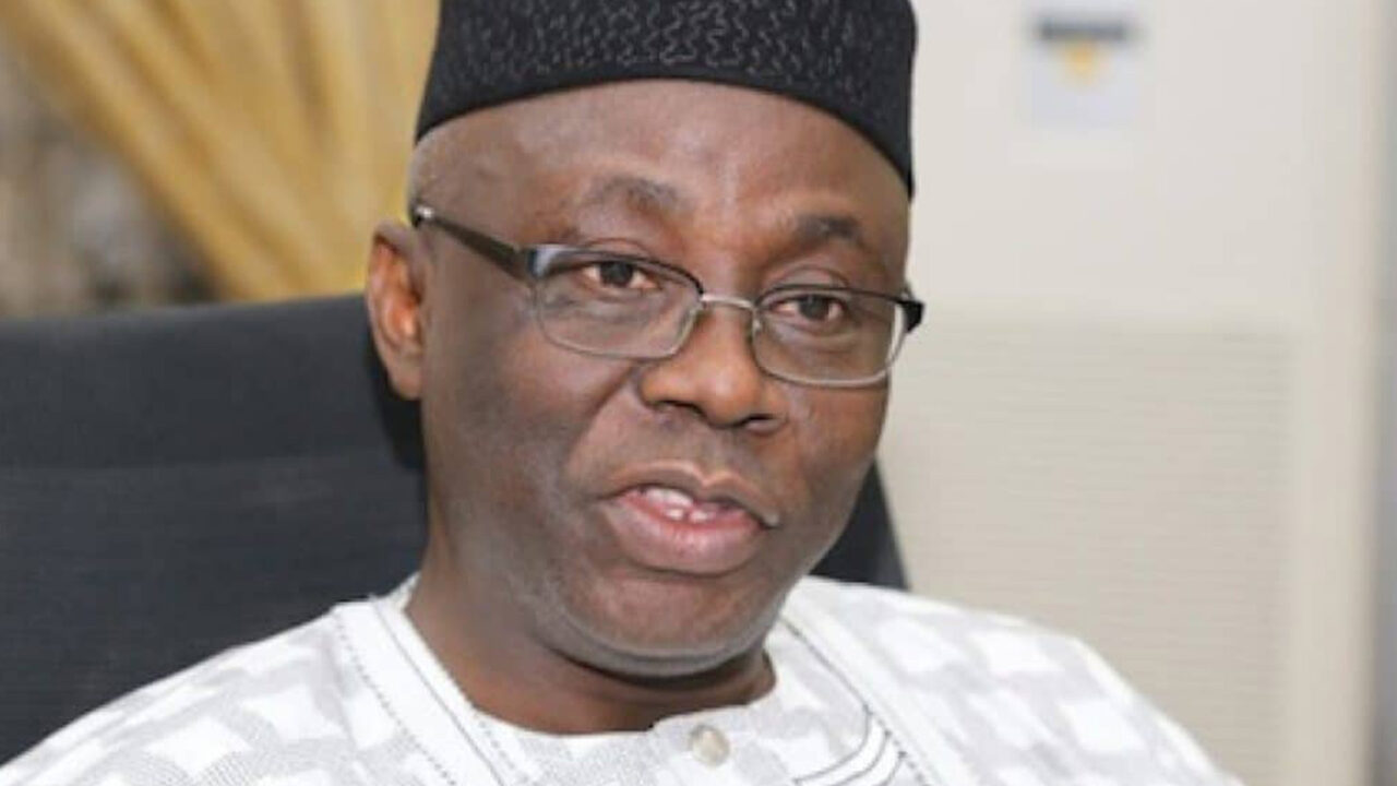 EFCC, ICPC Can’t End Corruption In Nigeria – Pastor Tunde Bakare