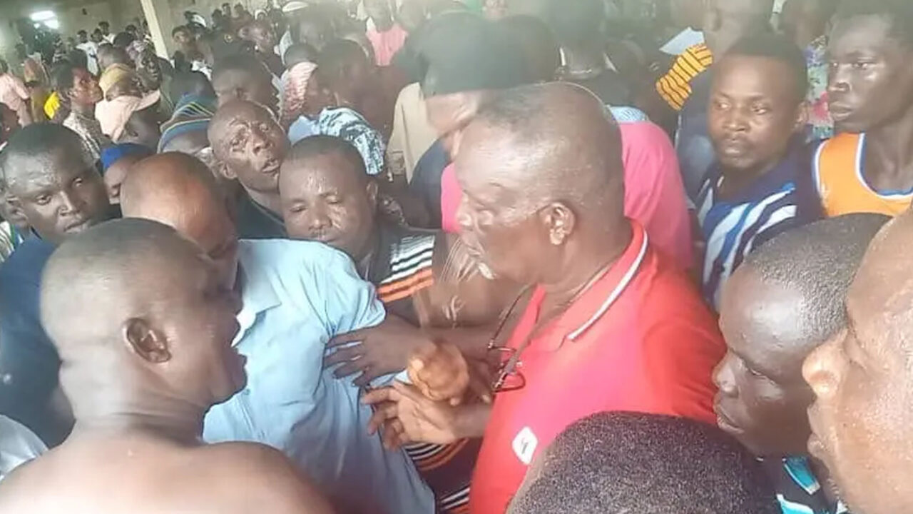 APC: Angry Mobs Beats Commissioner In Ondo State
