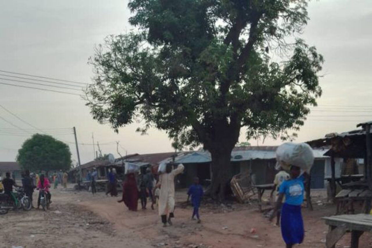 https://www.westafricanpilotnews.com/wp-content/uploads/2024/04/Residents-of-Niger-Community-Flee-2-1280x853.jpg
