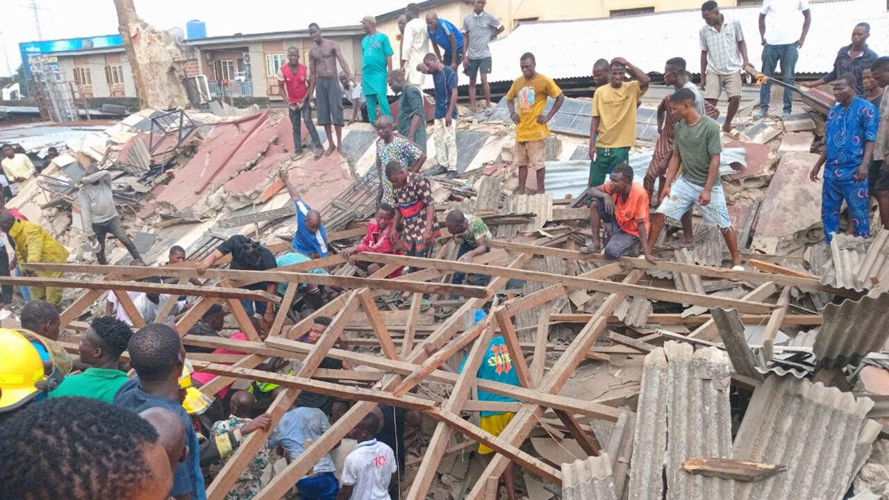 Mosque Collapse in Lagos Leaves One Dead, Rescue Efforts Ongoing