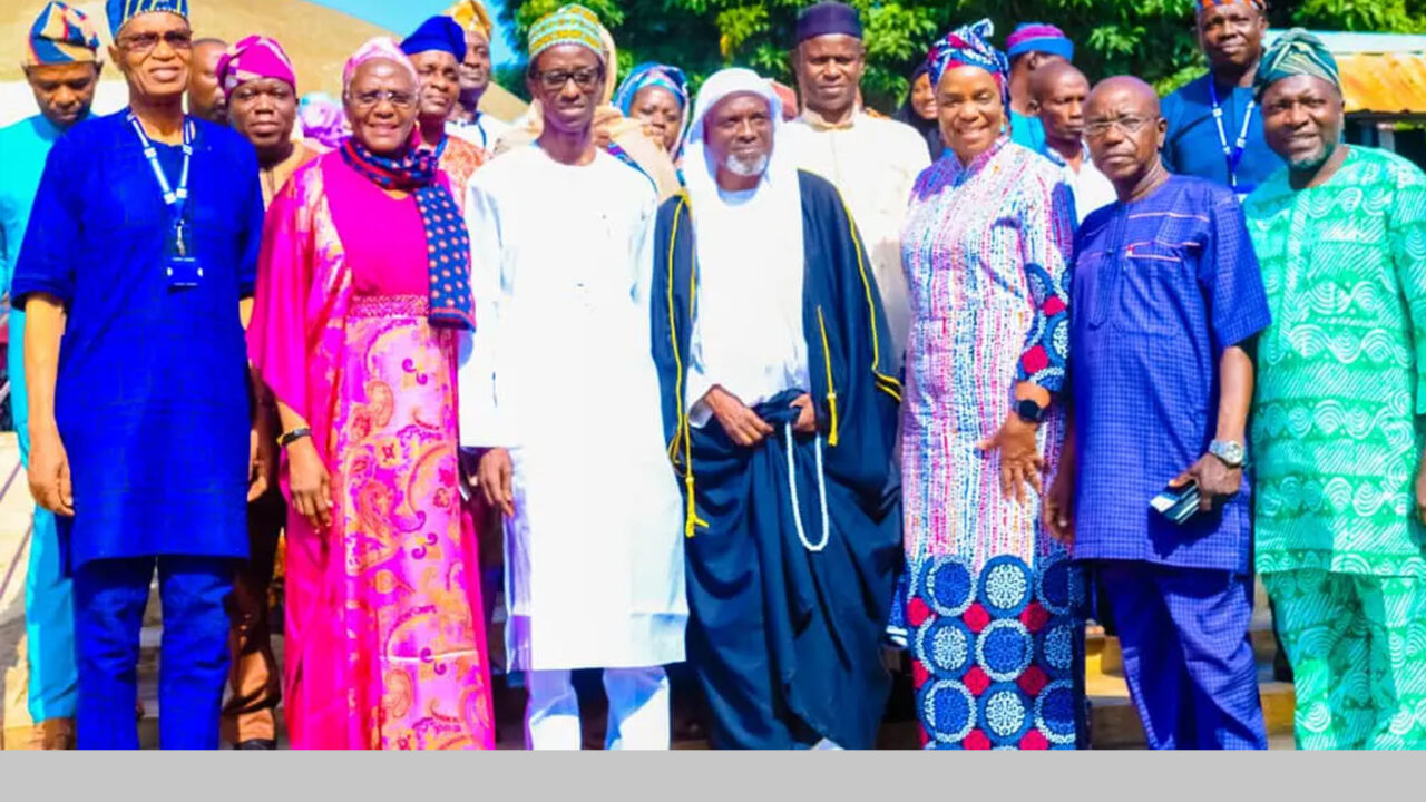 Islamic Cleric Advises Nigerians To Stop Cursing The Country