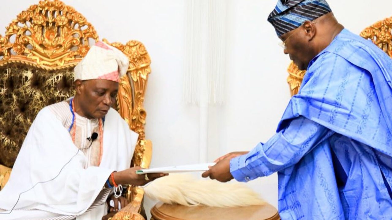 Atiku Leads Delegation On Congratulatory Visit To Newly Installed Olubadan