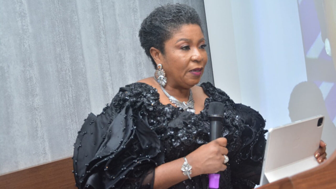 Federal Civil Service To Become Paperless By December