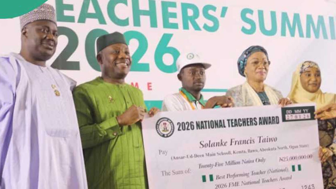 Ogun Primary School Teacher Emerges Best in Nigeria for 2025