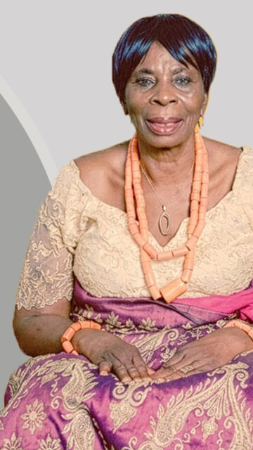 Jonathan Condoles With Ex-Gov, Amaechi Over Mother’s Passing